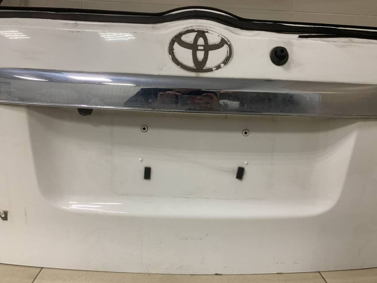 Дверь багажника Toyota Corolla Rumion 2007-2015