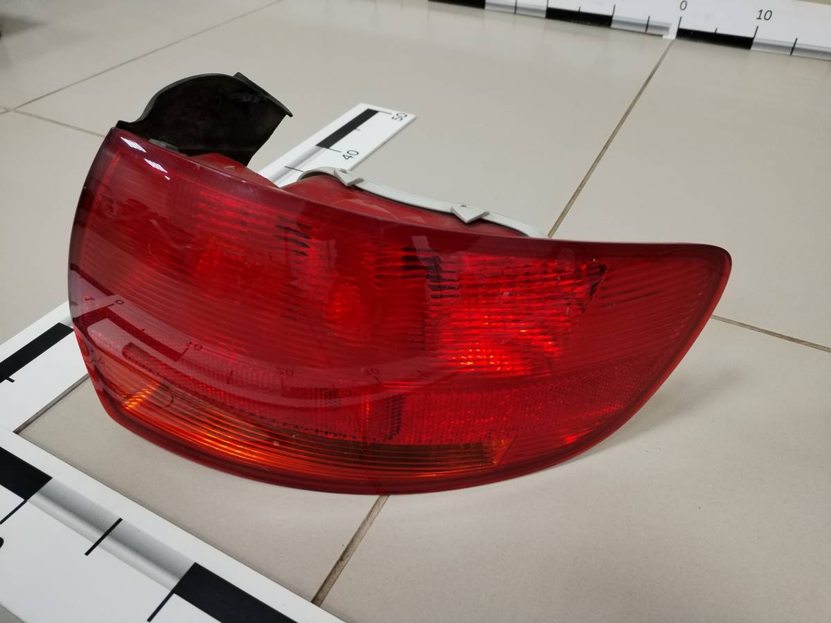 Фонарь задний наружный правый Audi A3 (8P) 2004-2013