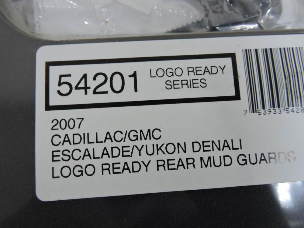Брызговик (комплект) для Cadillac Escalade 3 2006-2014