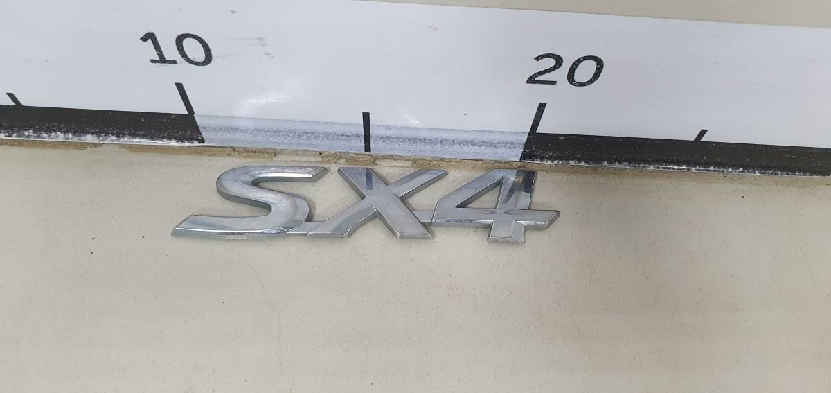 Эмблема Suzuki SX4 2006-2013