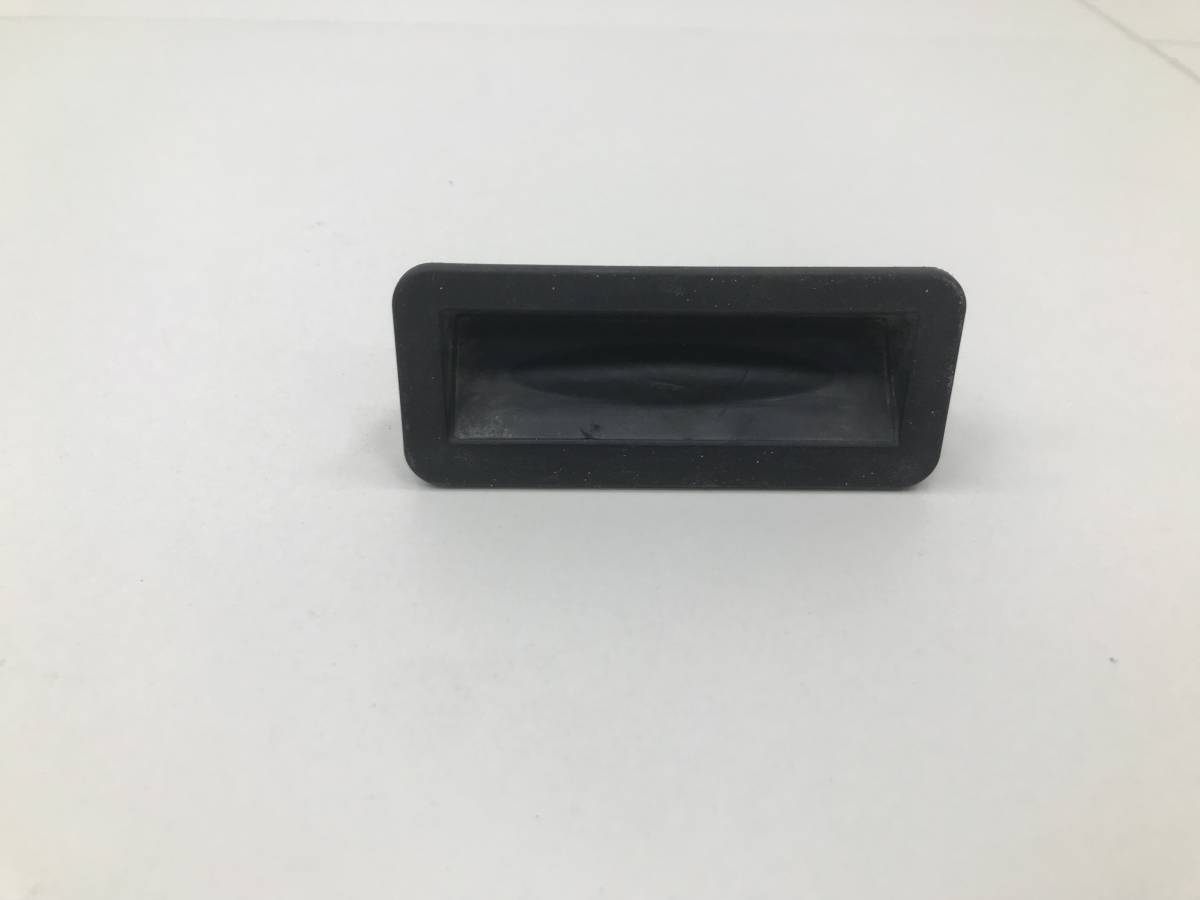 Кнопка открывания багажника Ford Focus 2 (DA) 2005-2008
