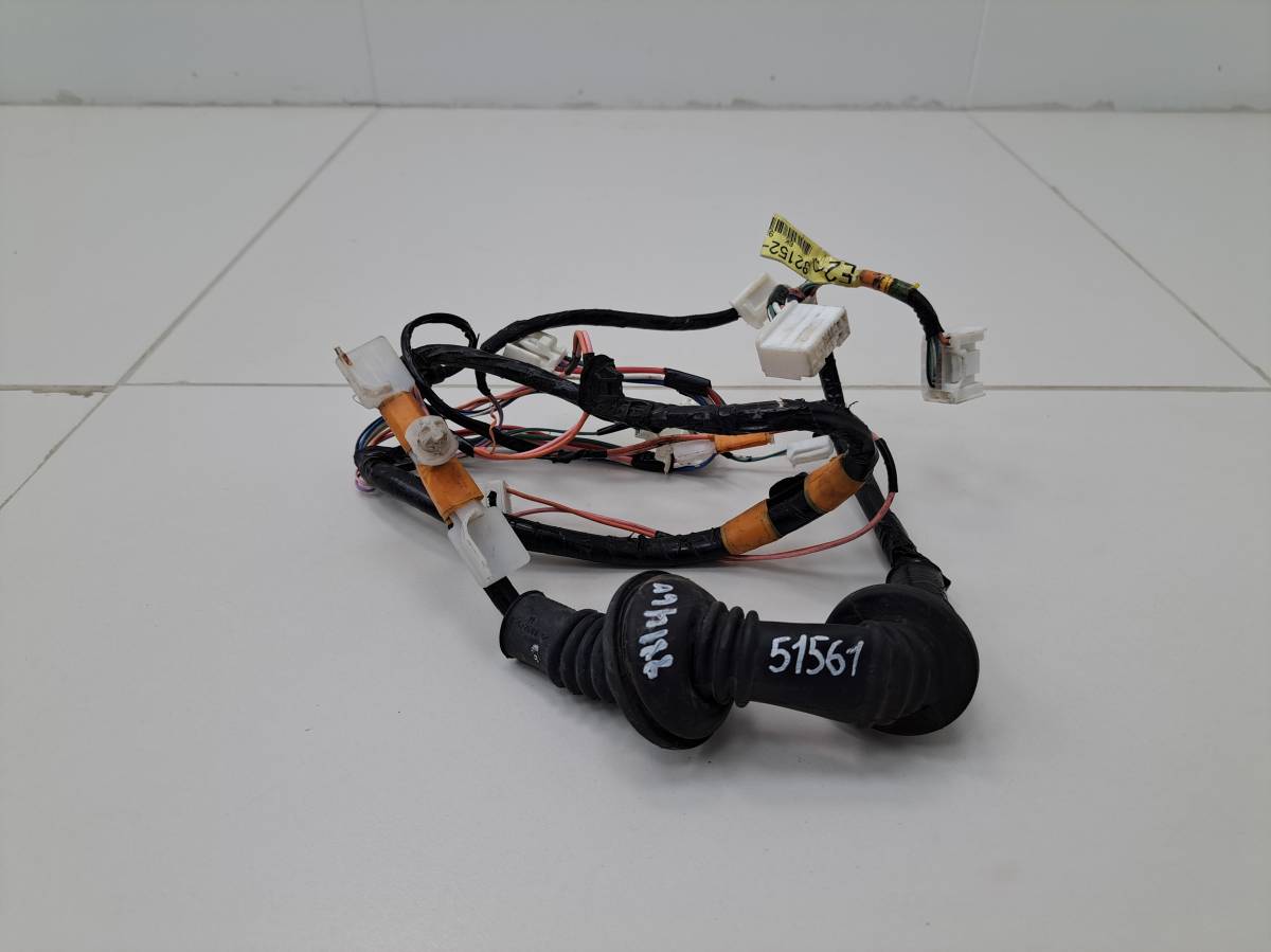 Проводка двери Toyota Vitz P90 2005-2011