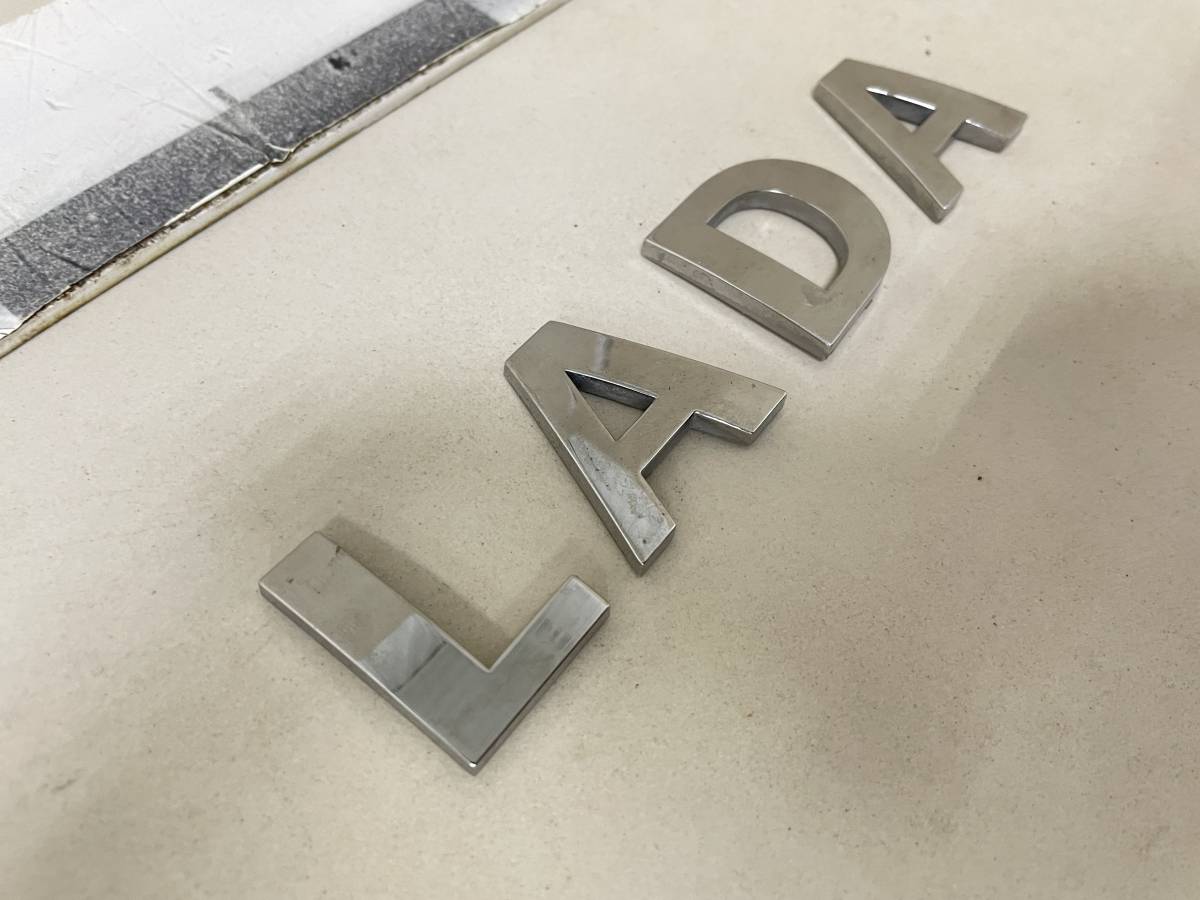 Эмблема Lada X-RAY 2016>