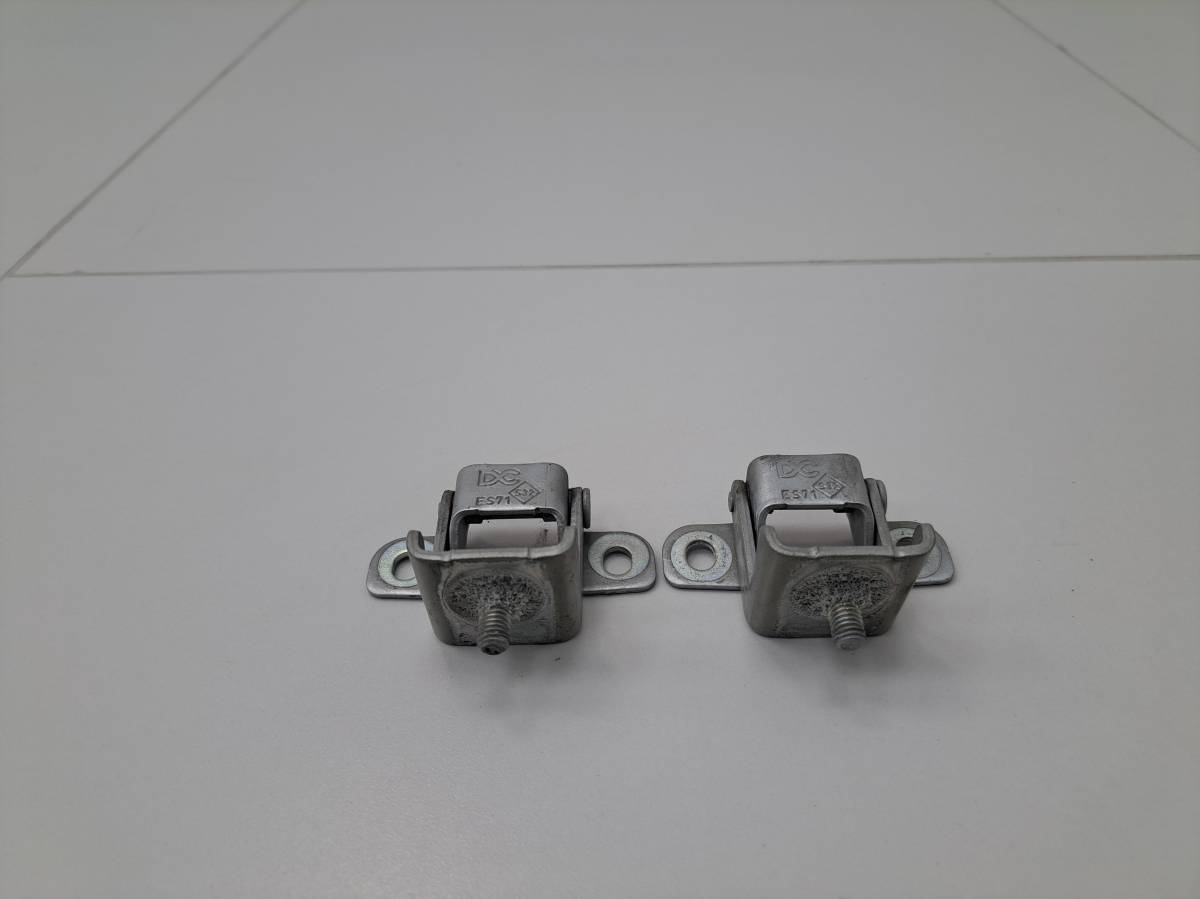Петля двери багажника Renault Duster 2012>