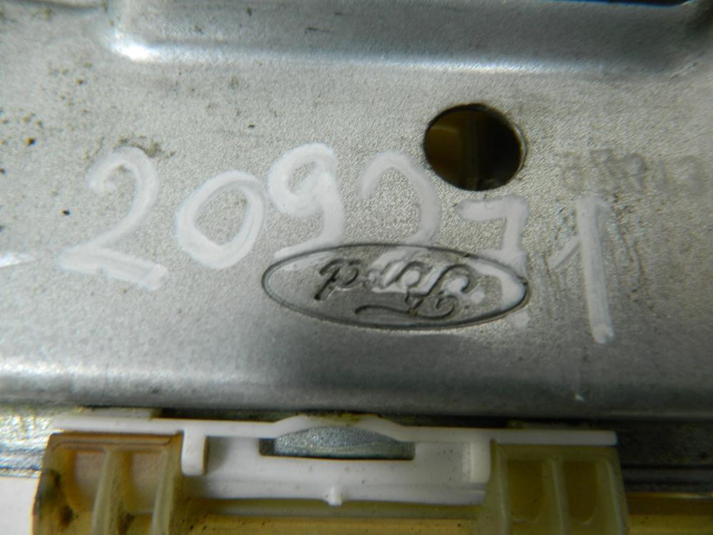 Стеклоподъемник механ. задний правый для Ford Focus 3 2011>