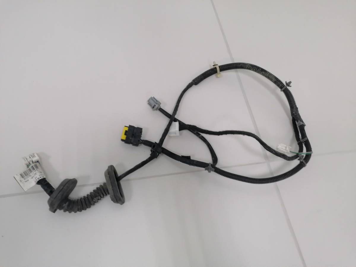 Проводка двери Nissan Note (E11) 2006-2013