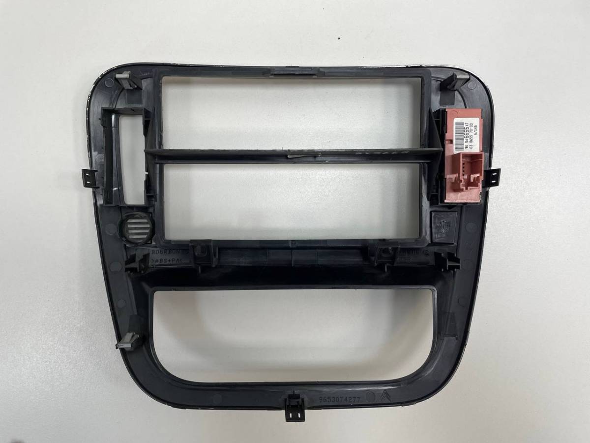 Накладка торпедо Citroen C3 2002-2009