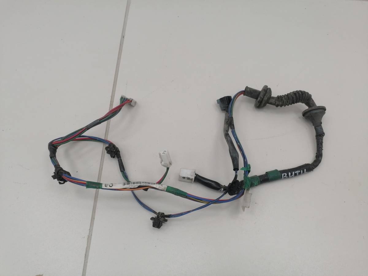 Проводка двери Toyota Vitz (P10) 1999-2005