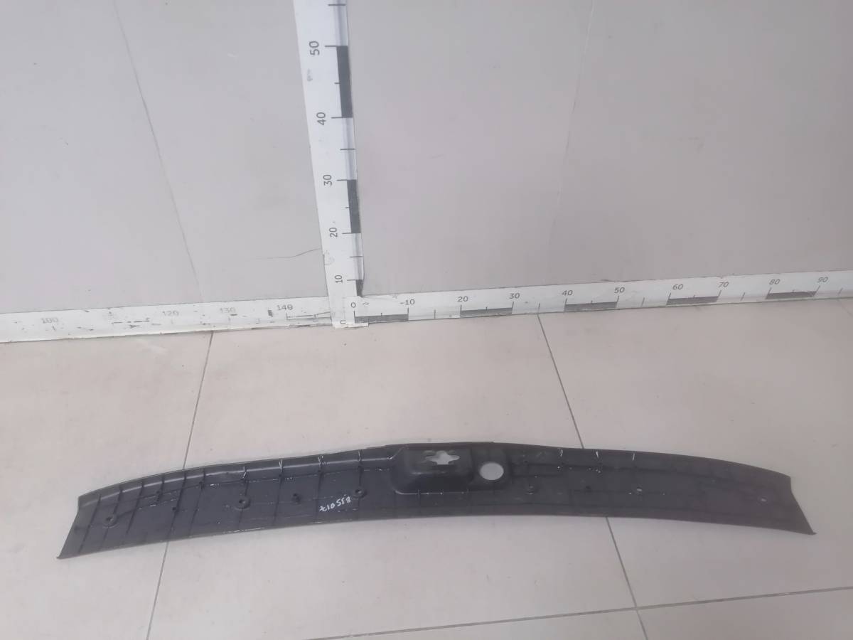 Накладка замка багажника Toyota Probox NSP160 2014