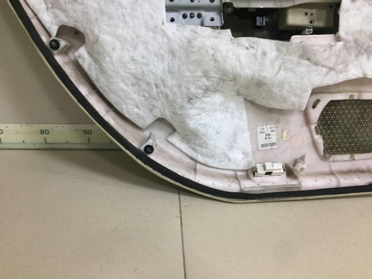 Обшивка двери задней правой Nissan Fuga Y50 2004-2009