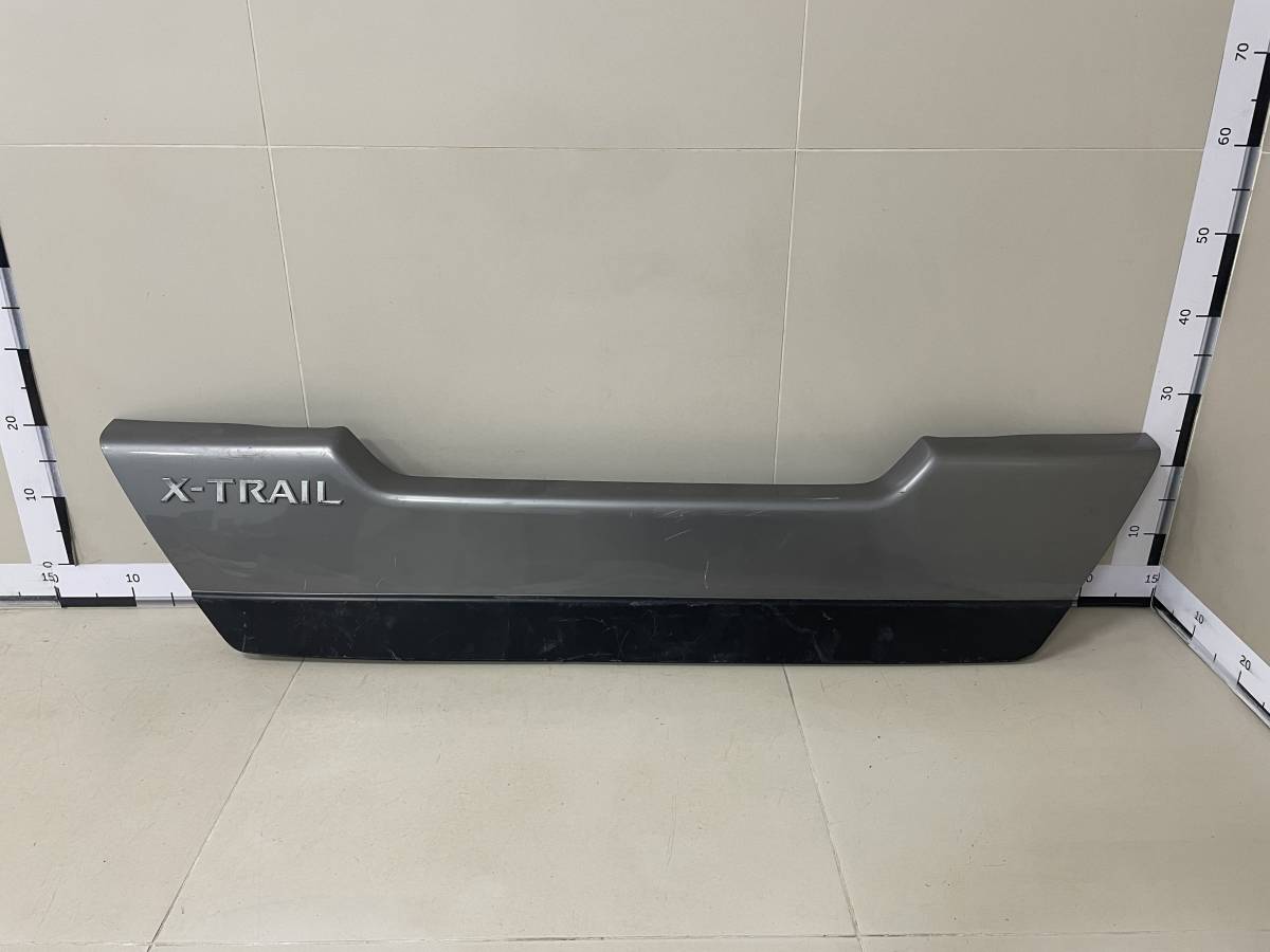 Накладка двери багажника Nissan X-Trail (T31) 2007-2014