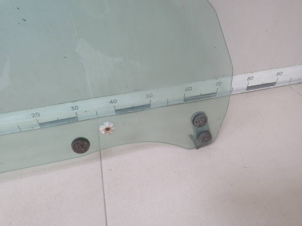 Стекло двери передней правой Subaru Forester (S11) 2002-2007