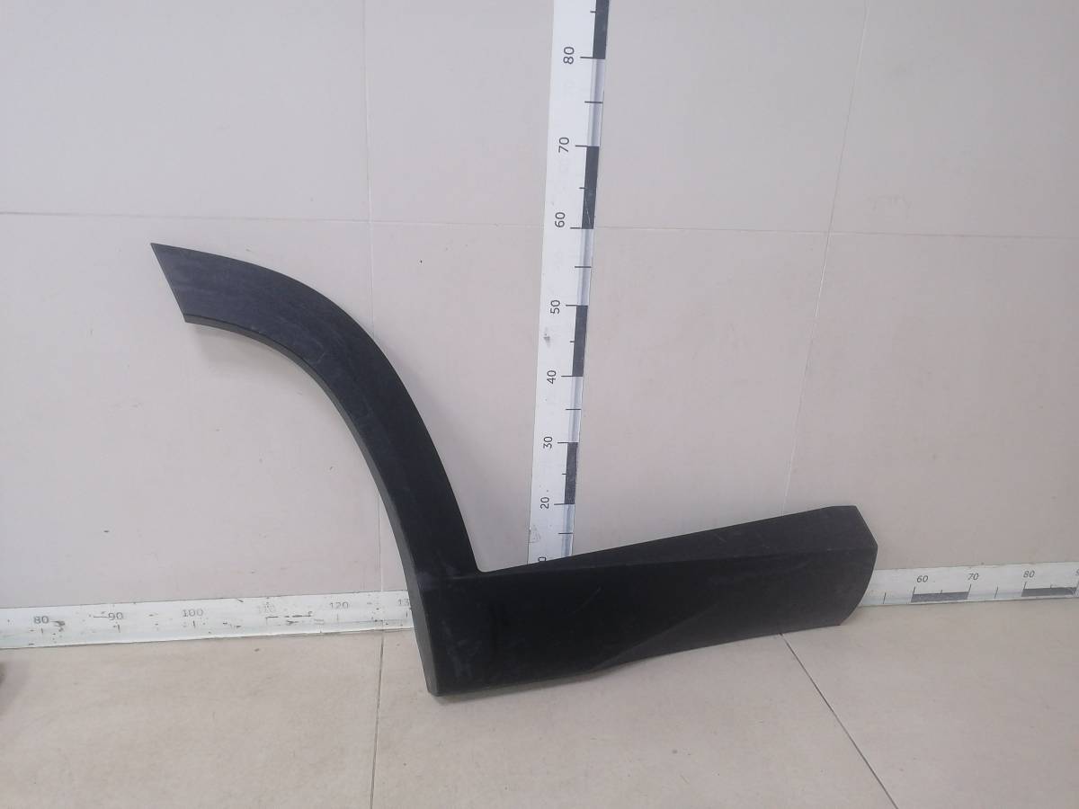 Накладка двери задней правой Hyundai Tucson NX4 2021
