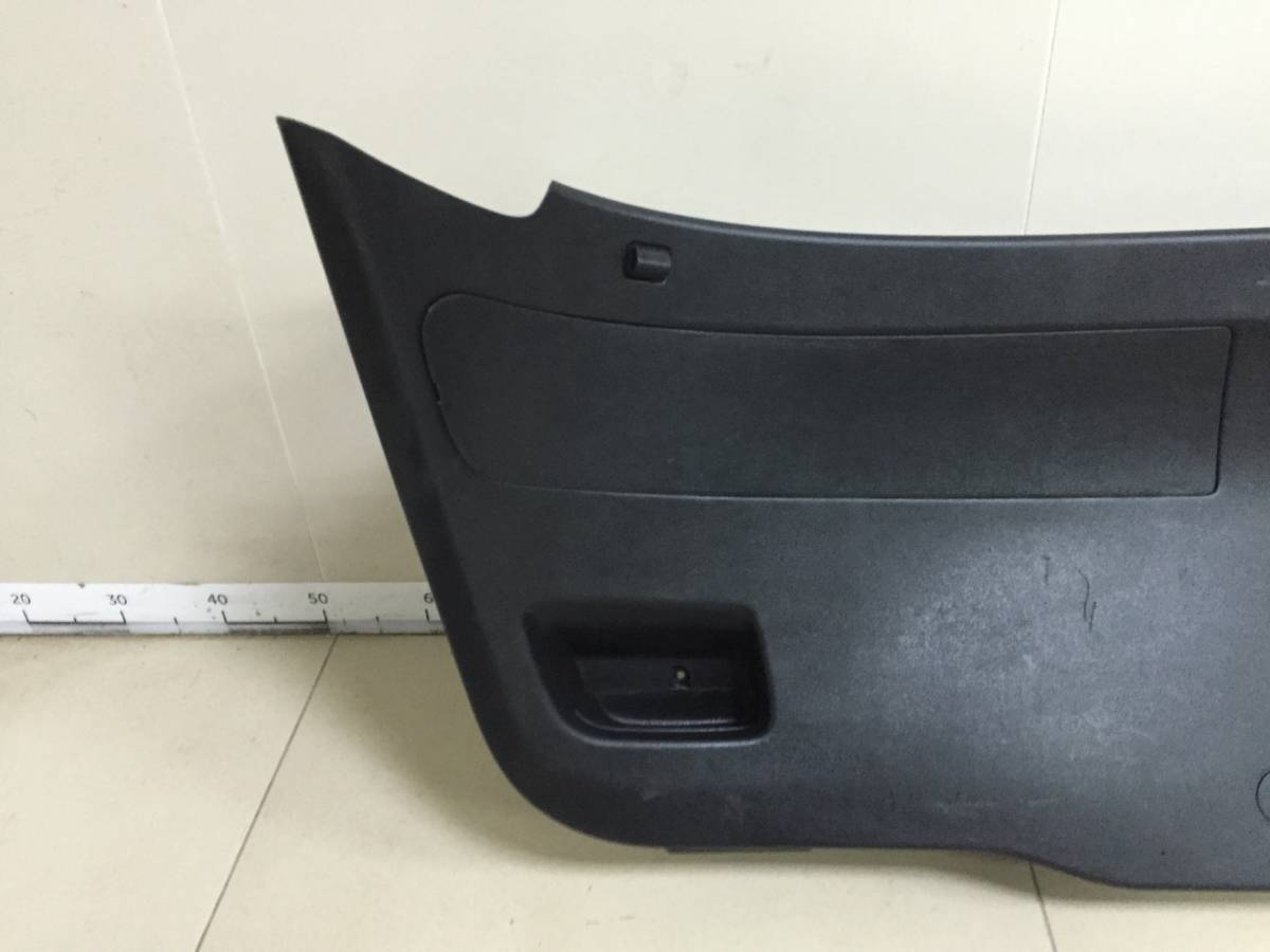 Обшивка двери багажника Honda Civic 5D 2006-2012