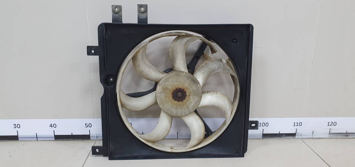 Диффузор вентилятора Geely MK 2008-2015