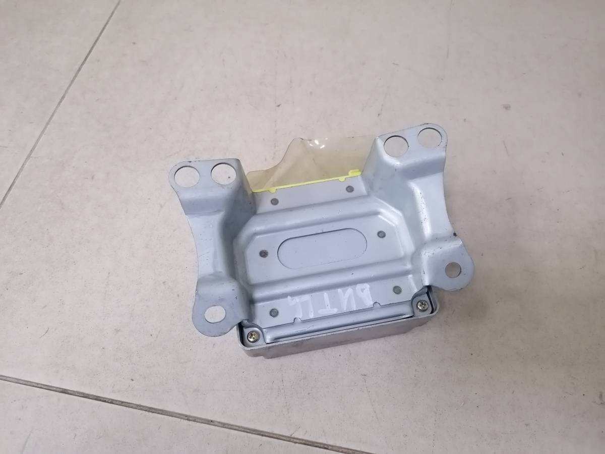 Блок управления AIR BAG Toyota Vitz (P10) 1999-2005