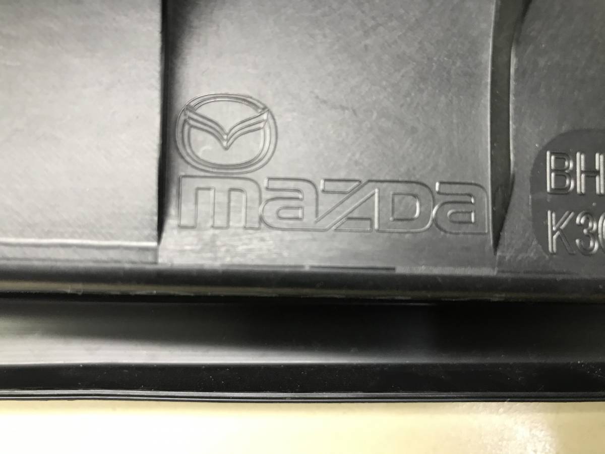 Обшивка стойки Mazda Mazda 3 (BM) 2013-2016