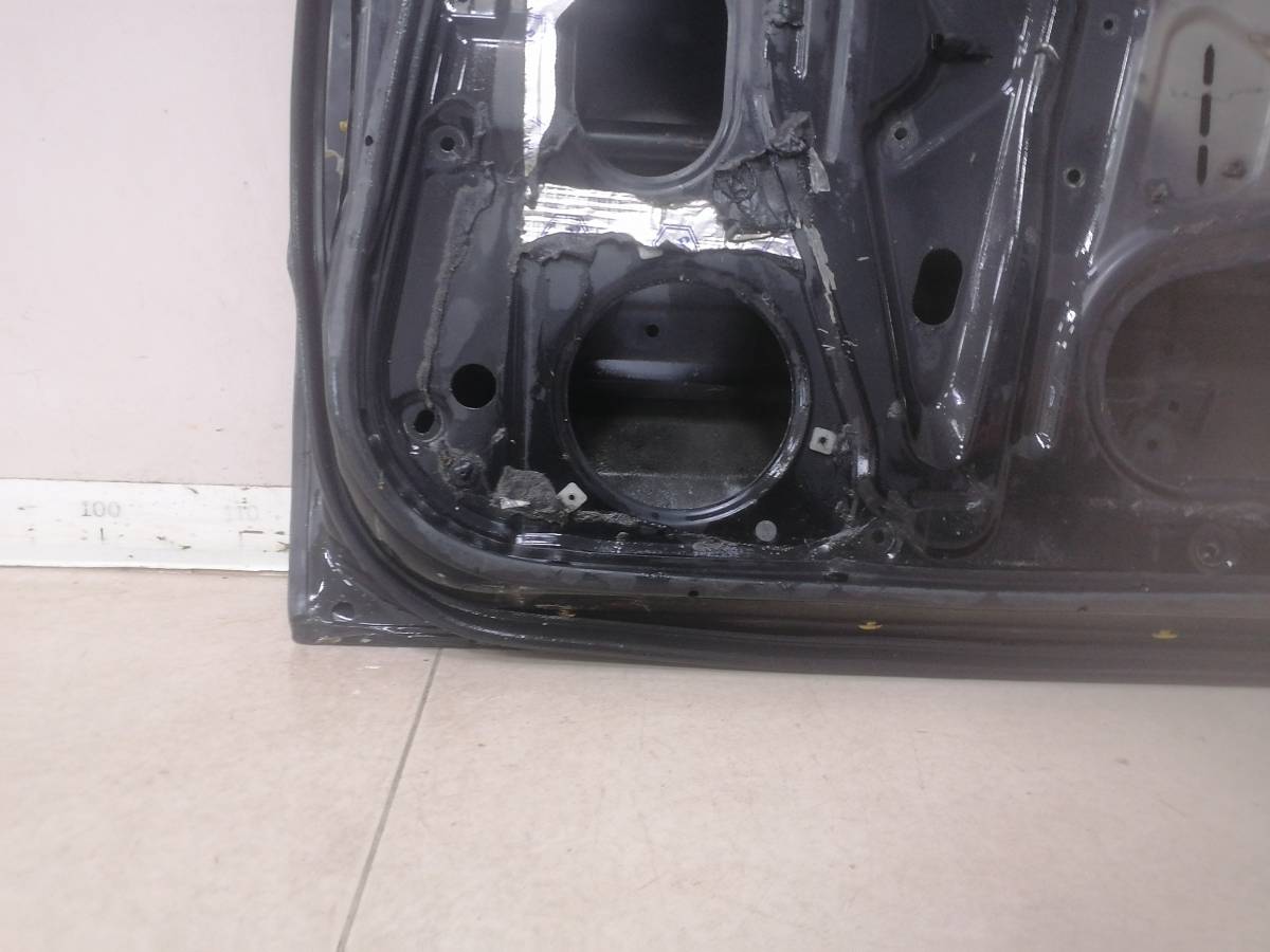 Дверь передняя правая Subaru Forester (S10) 1997-2000
