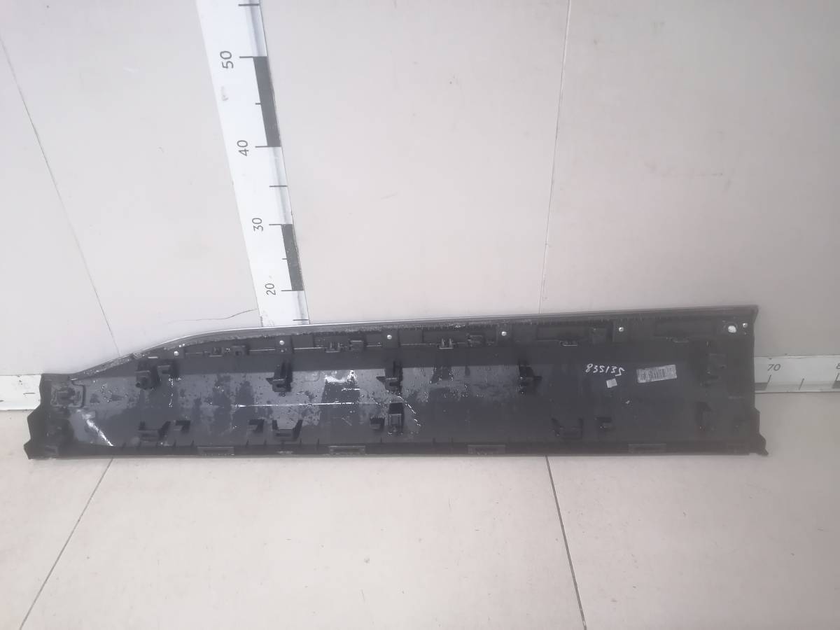 Накладка двери передней правой Geely Atlas FX11 2023