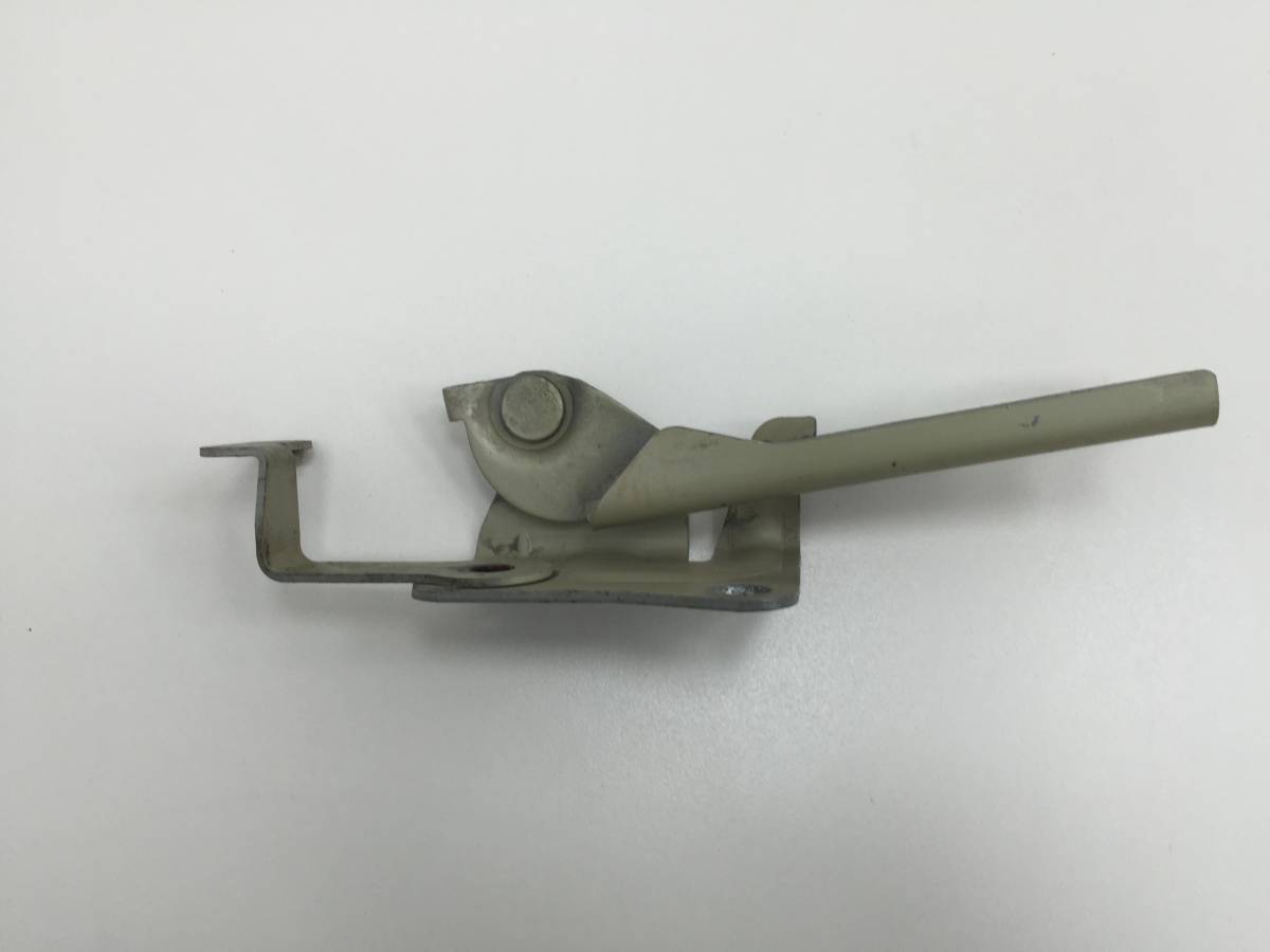 Петля капота правая Kia Spectra 2001-2011