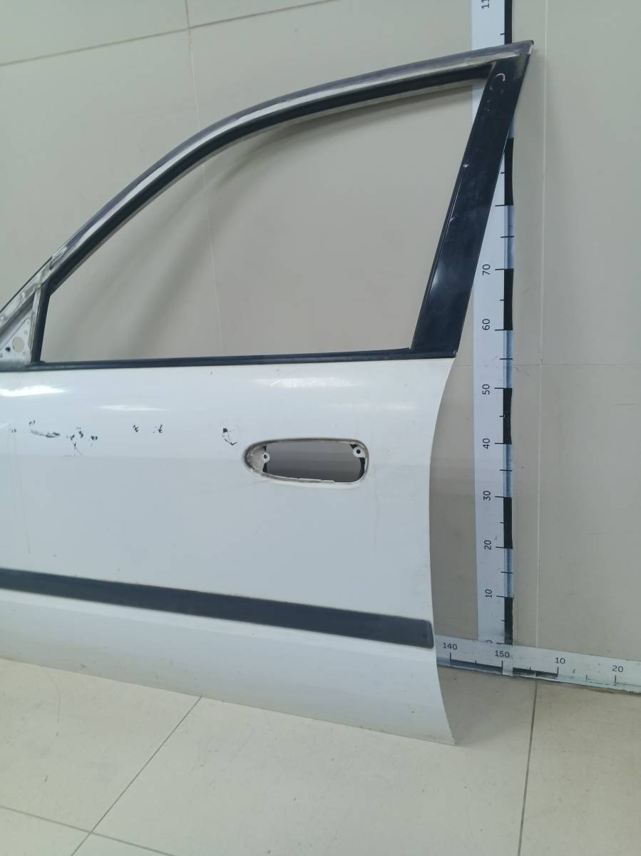 Дверь передняя левая Mazda Capella (GF, GW) 1997-2002