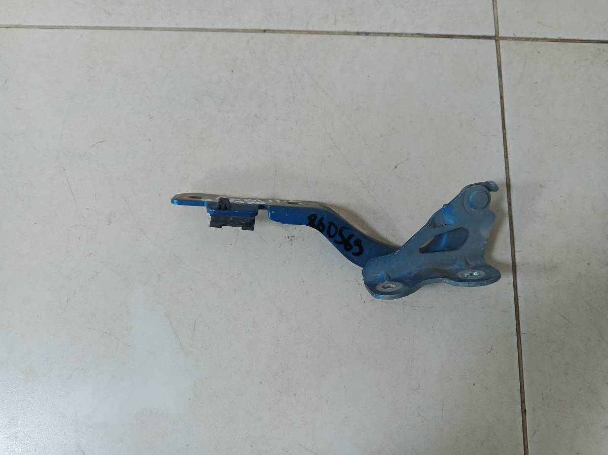 Петля капота левая Chevrolet Aveo T250 2005-2011