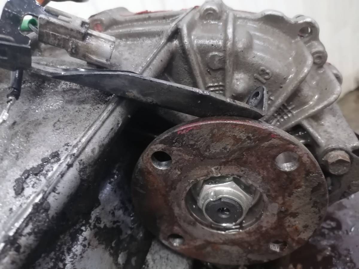 Коробка раздаточная Toyota Land Cruiser Prado (J120) 2002-2009