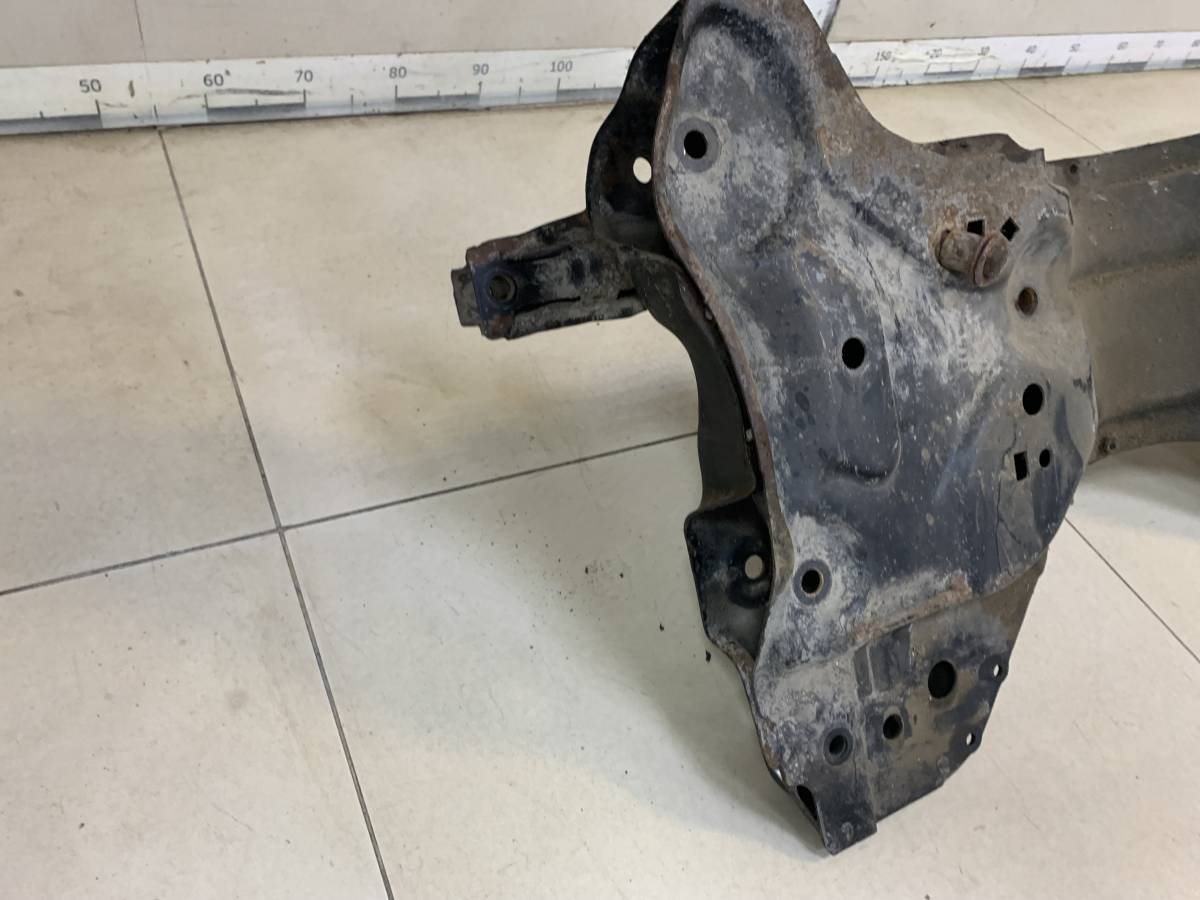 Балка подмоторная Peugeot 206 1998-2012