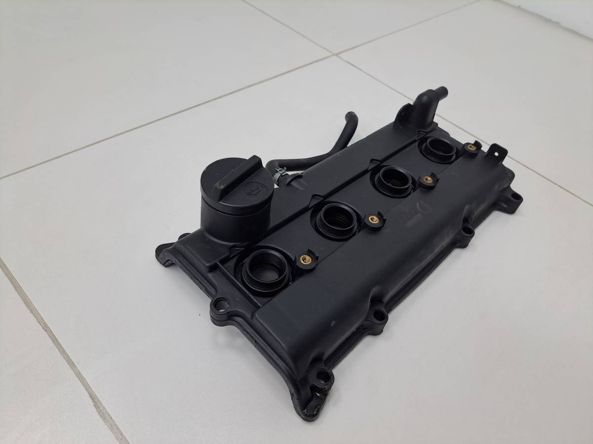 Крышка головки блока (клапанная) Nissan X-Trail (T30) 2001-2006 Крышка головки блока (клапанная) Nissan X-Trail (T30) 2001-2006