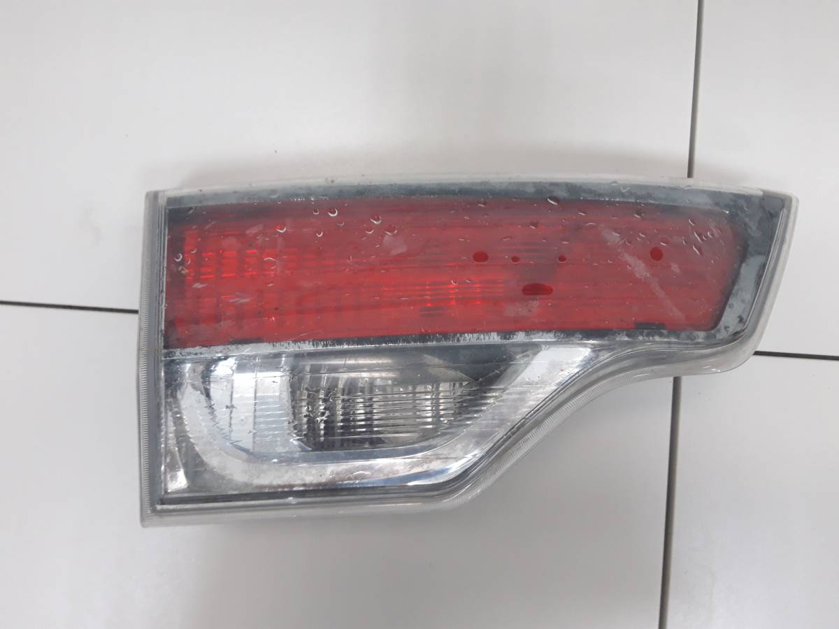 Фонарь задний внутренний левый Toyota Highlander (U50) 2013>