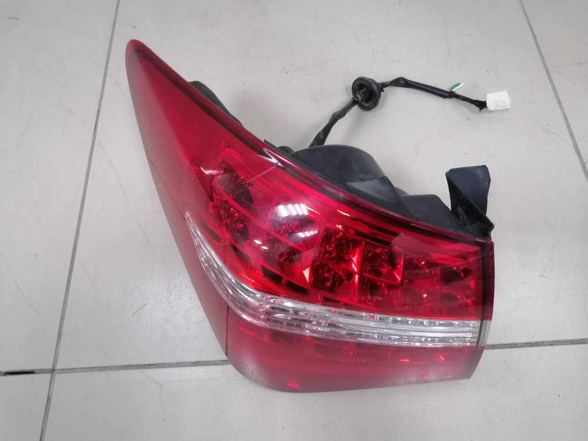 Фонарь задний наружный левый Chevrolet Cruze (J300) 2009-2016