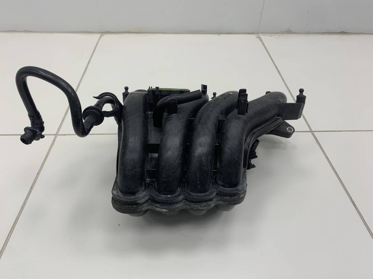 Коллектор впускной Volkswagen Polo (Sed RUS) 2011>