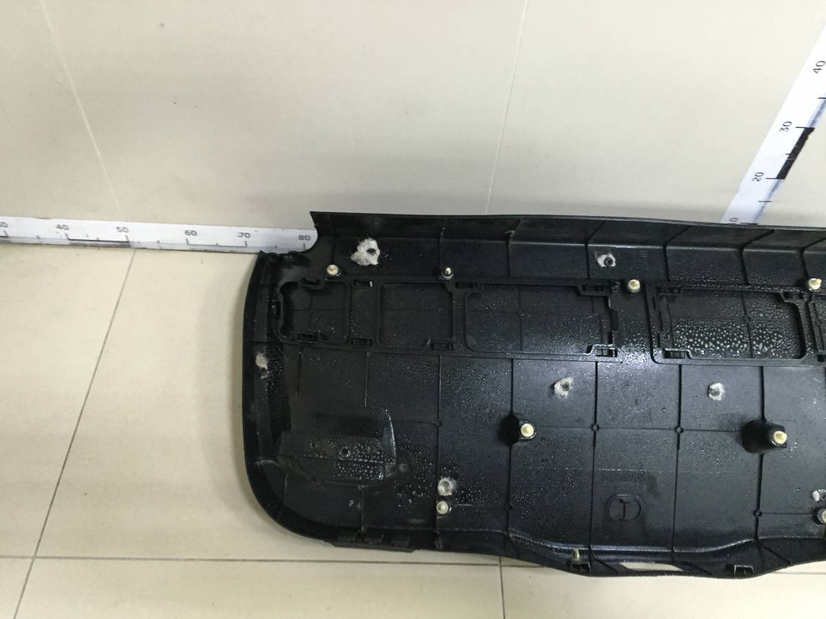 Обшивка двери багажника Honda Civic 5D 2006-2012