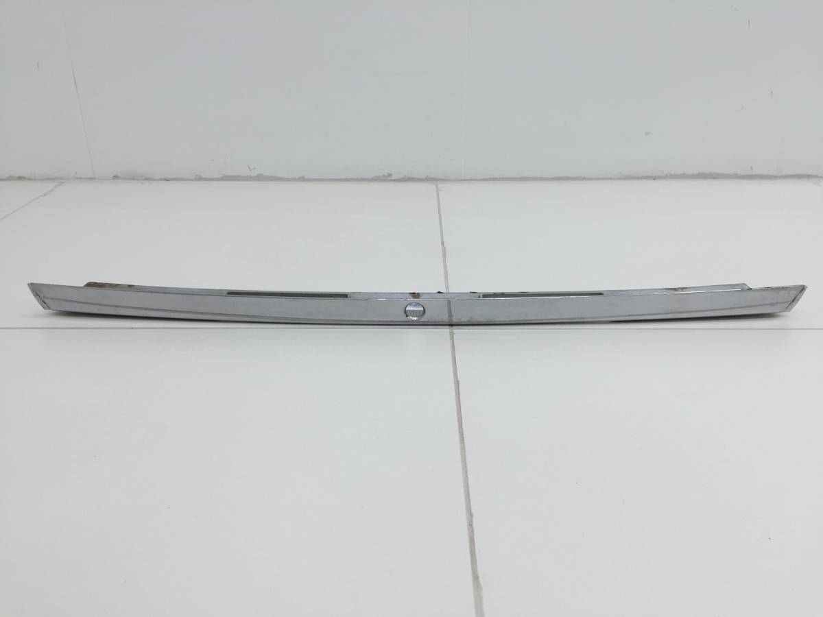 Накладка крышки багажника Brilliance M2 (BS4) 2007-2009