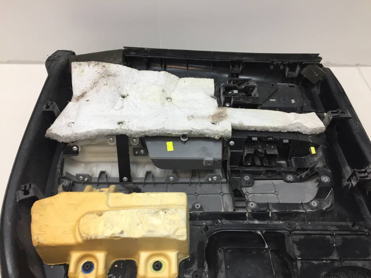 Обшивка двери задней правой Toyota Tundra (XK50) 2006-2010