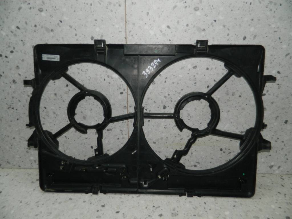 Диффузор вентилятора Audi Q5 (8R) 2008-2017