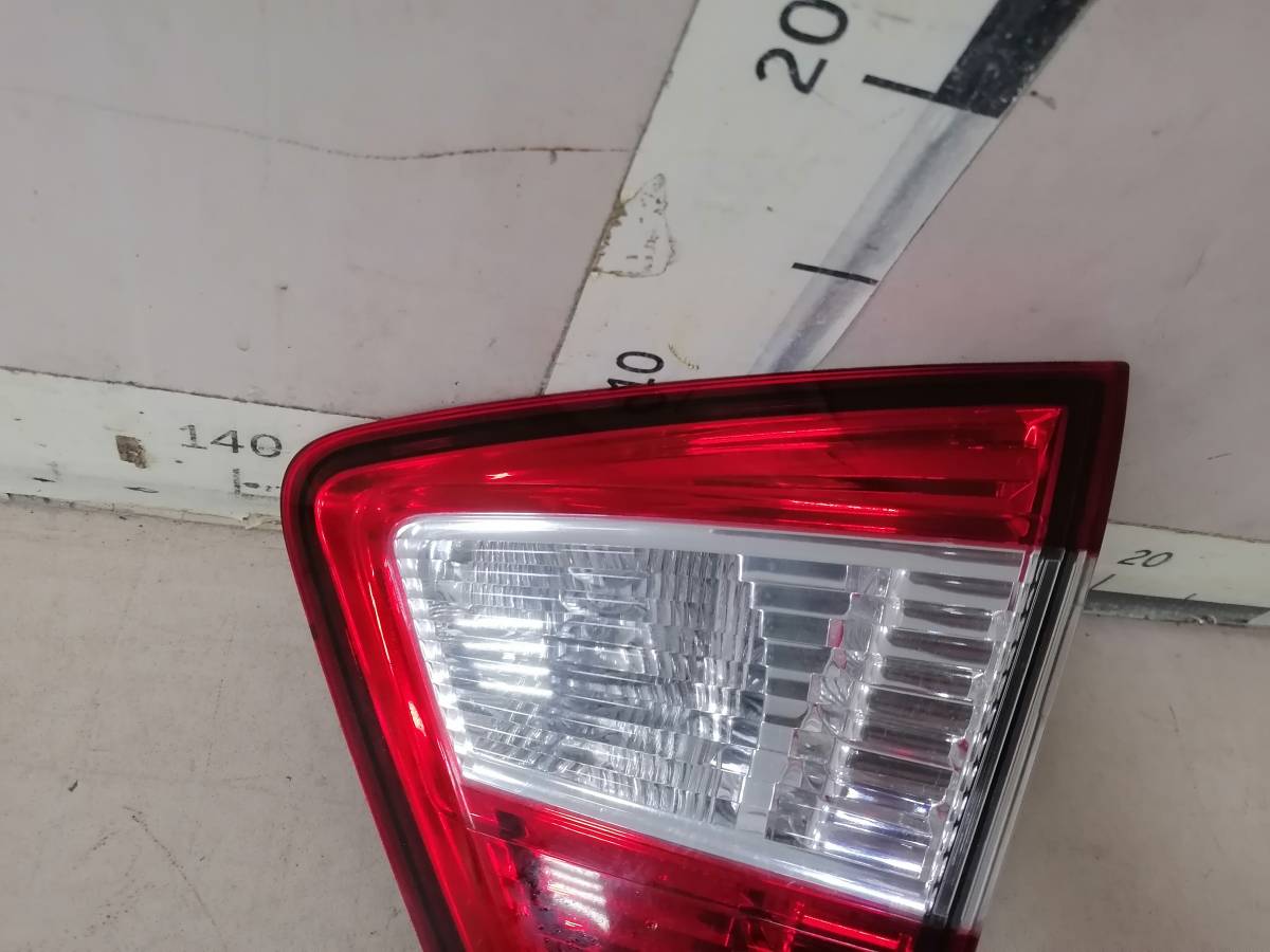 Фонарь задний внутренний правый Nissan Terrano (D10) 2014> Фонарь задний внутренний правый Nissan Terrano (D10) 2014>