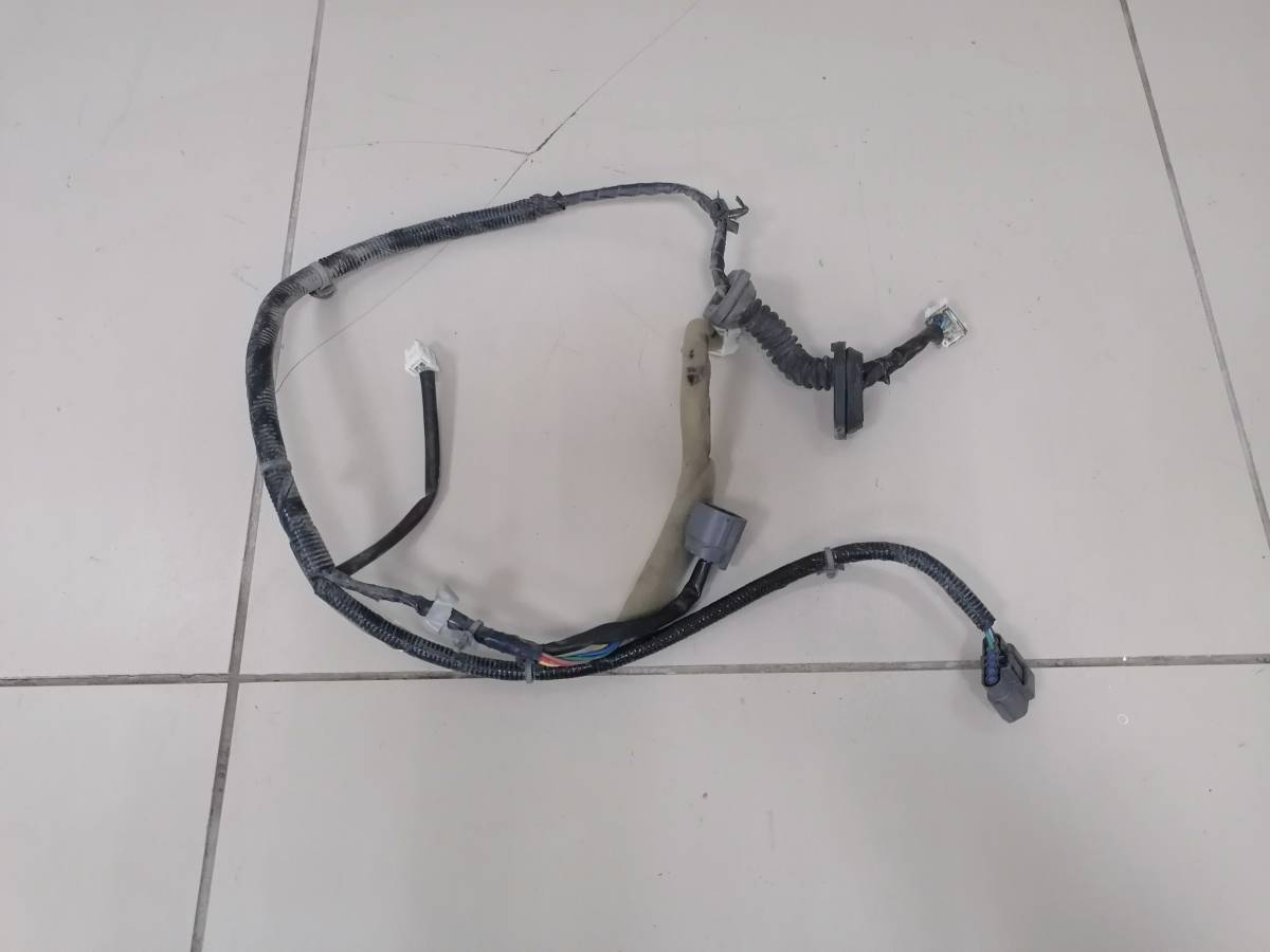 Проводка двери Nissan Note (E11) 2006-2013