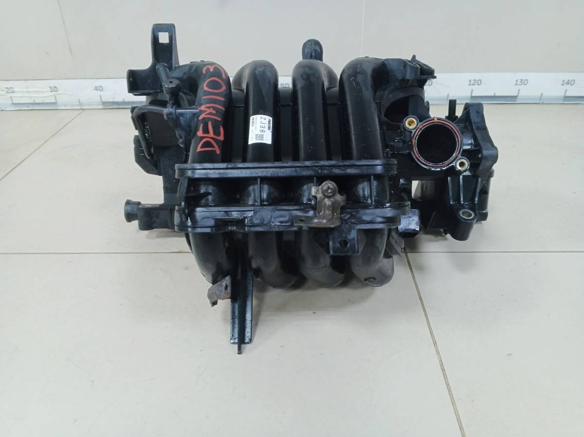 Коллектор впускной Mazda Demio DE 2007-2011