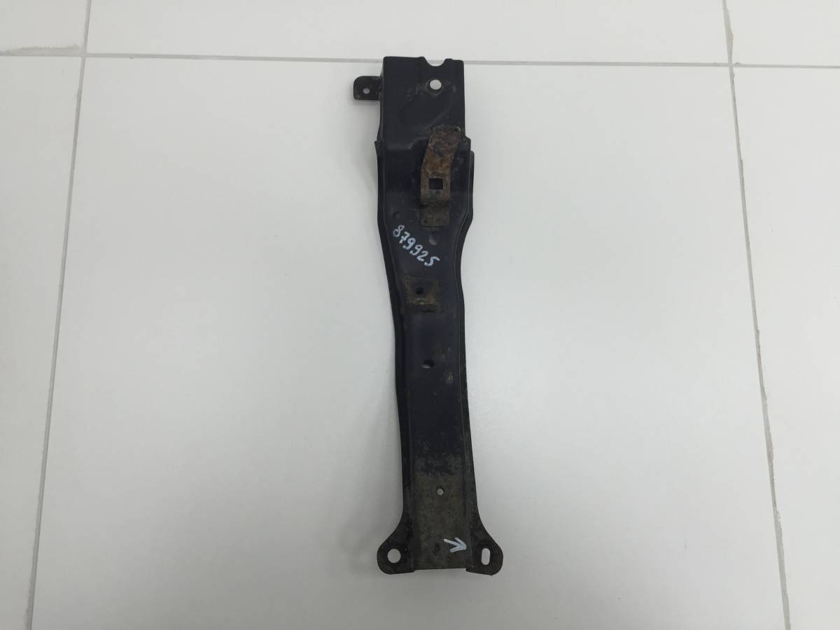 Кронштейн замка капота Kia Spectra 2001-2011
