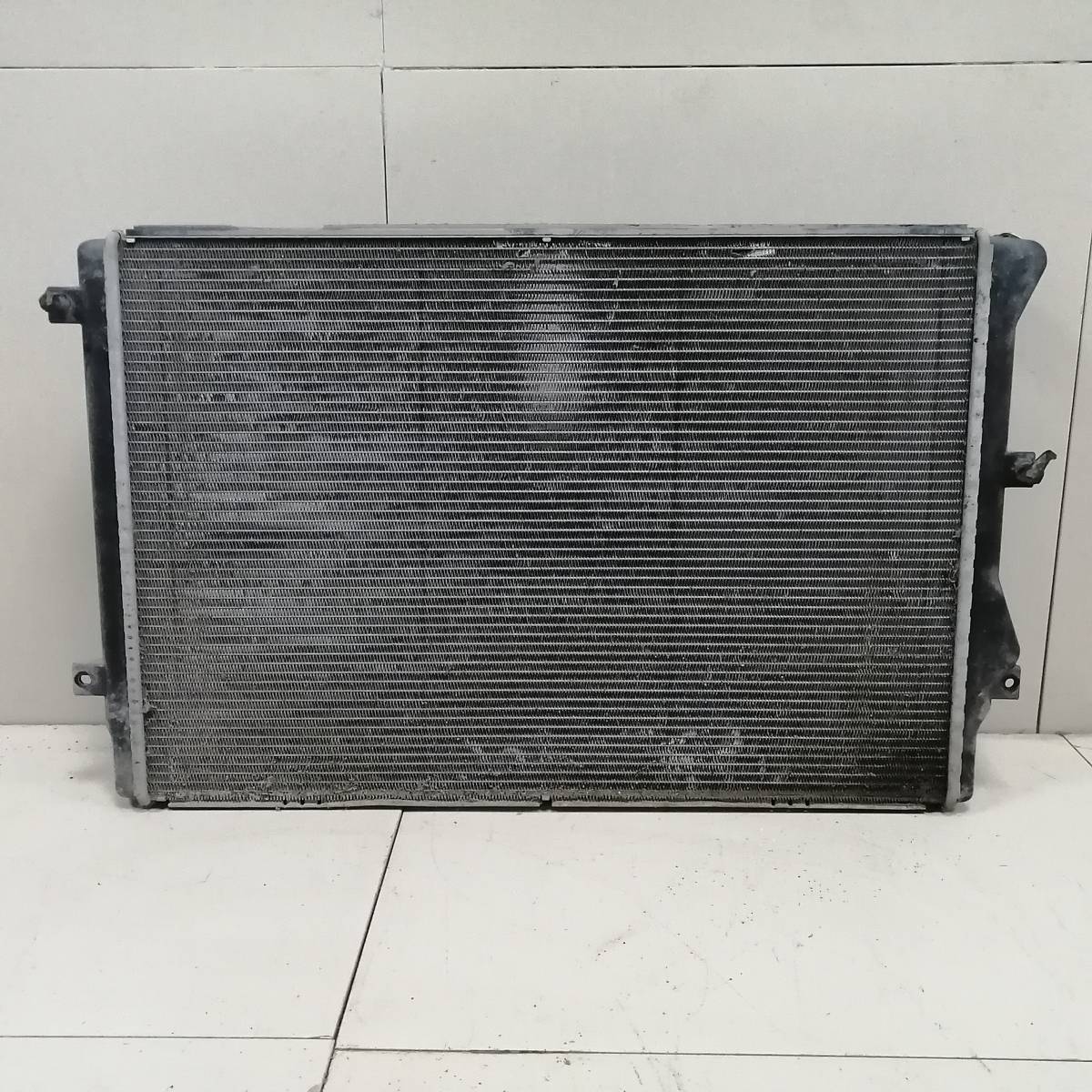 Радиатор охлаждения двигателя Skoda Superb 2008-2015