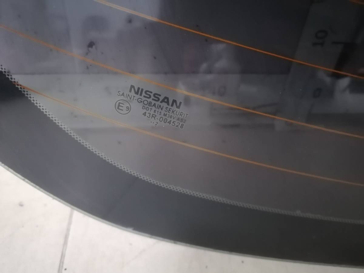 Стекло заднее Nissan Tiida (C11) 2007-2014 Стекло заднее Nissan Tiida (C11) 2007-2014