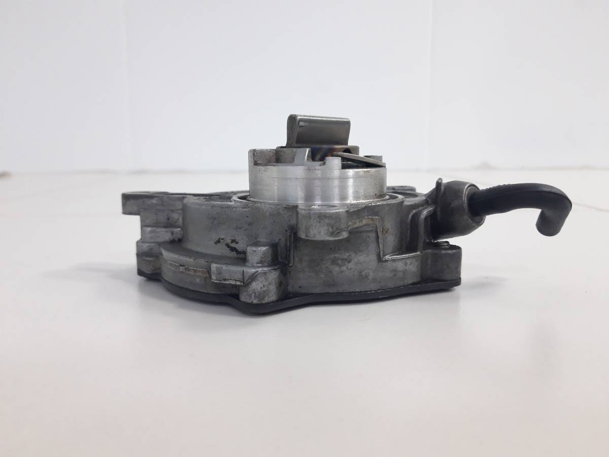 Насос вакуумный Mercedes-Benz C-Class (W203) 2000-2007 Насос вакуумный Mercedes-Benz C-Class (W203) 2000-2007