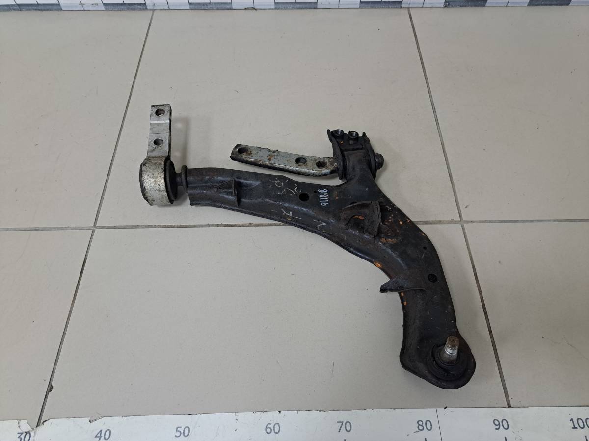 Рычаг передний нижний правый Nissan Primera (P12) 2002-2007 Рычаг передний нижний правый Nissan Primera (P12) 2002-2007