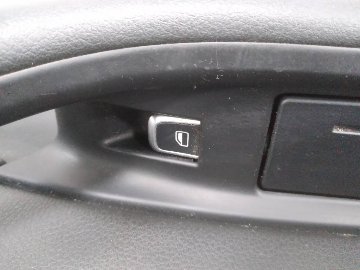 Обшивка двери задней левой Audi A6 (C7) 2011>