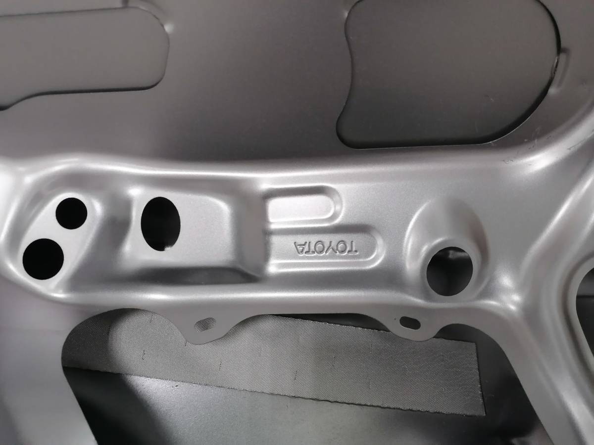 Крышка багажника Toyota Corolla E180 2013>