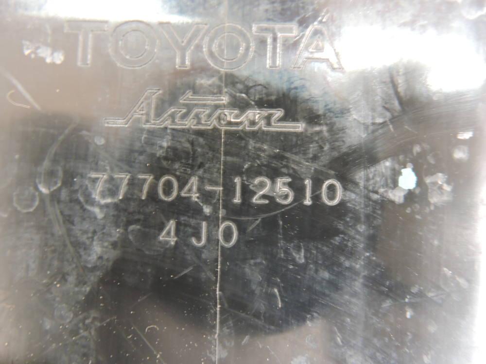 Абсорбер (фильтр угольный) для Toyota Corolla E120 2001-2007
