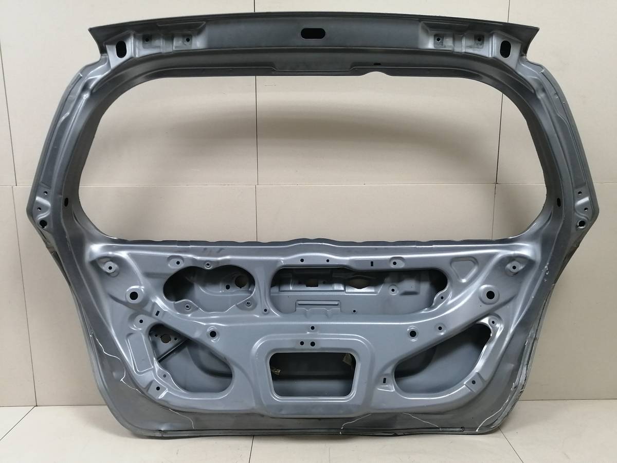 Дверь багажника Honda Fit (GD1) 2001-2007