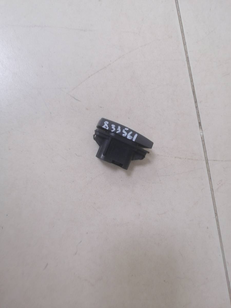 Кнопка аварийной сигнализации Ford C-MAX 2003-2010 Кнопка аварийной сигнализации Ford C-MAX 2003-2010