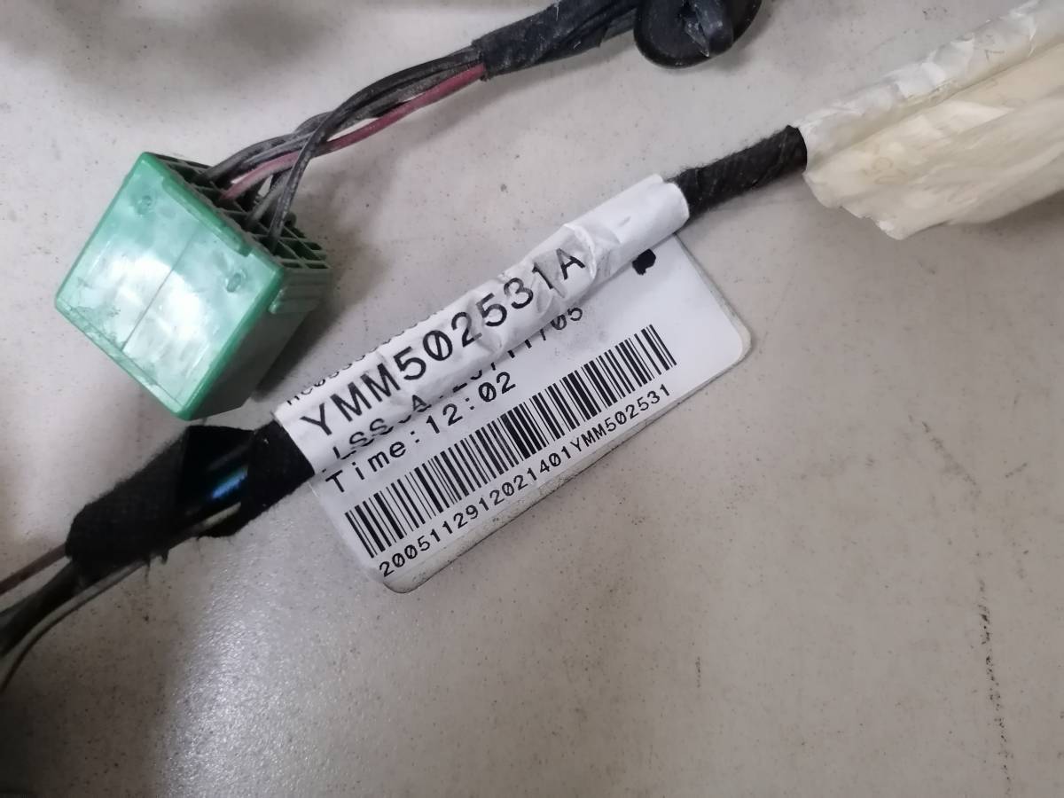 Проводка двери Land Rover Discovery 3 2004-2009